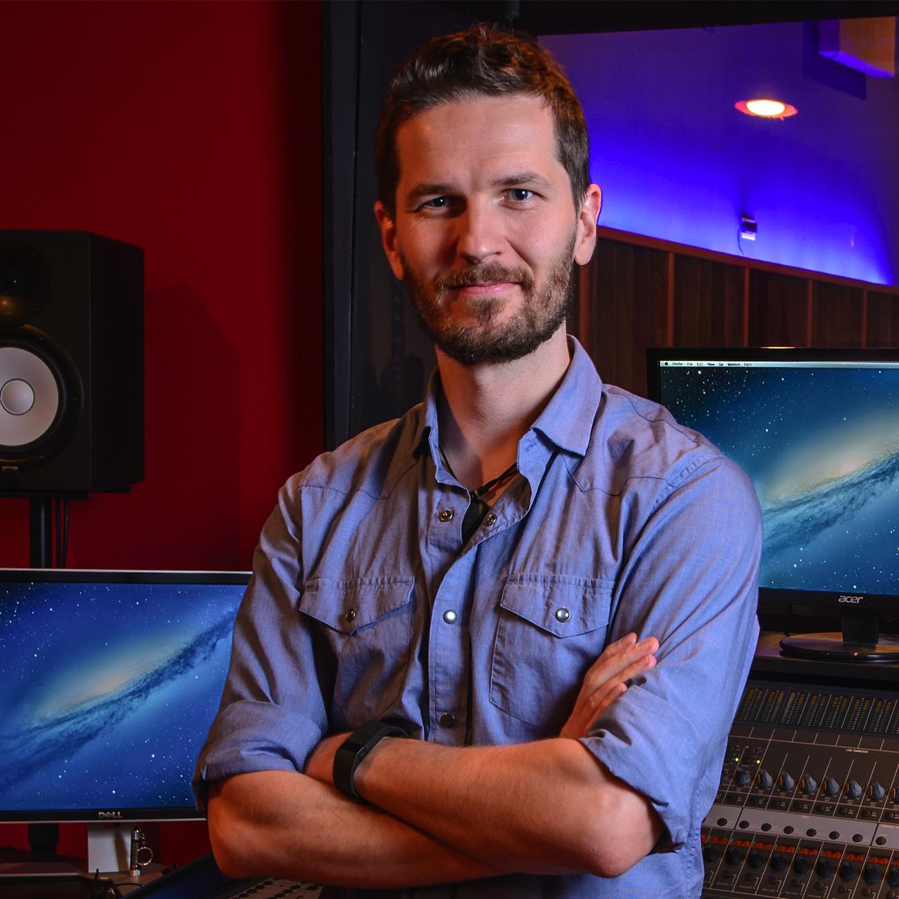 Profile picture for user theophil